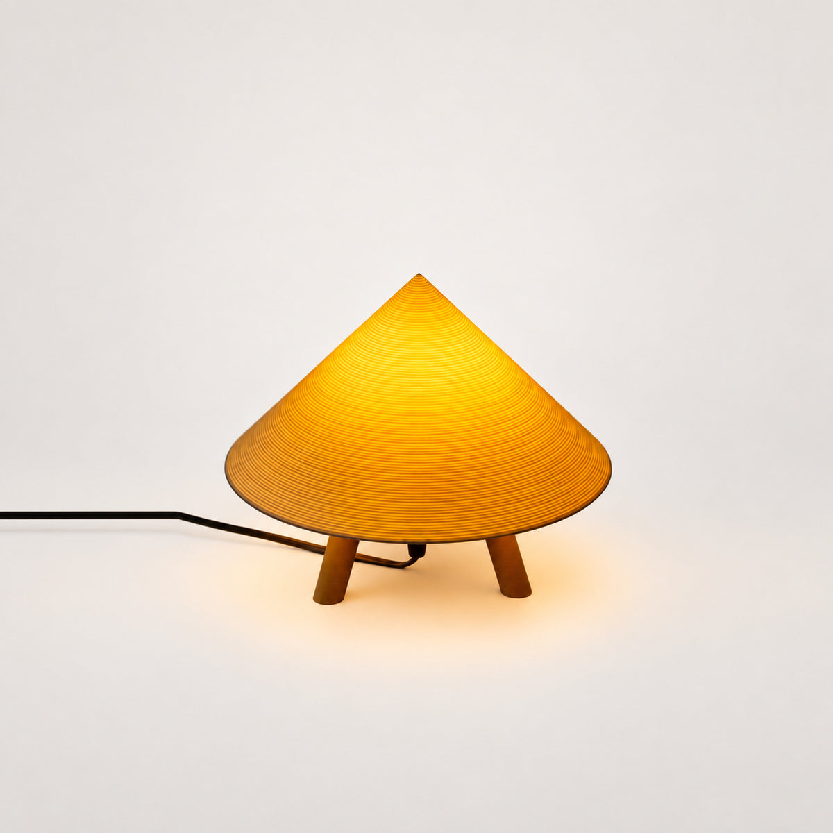 Lampa Cone — widok 3