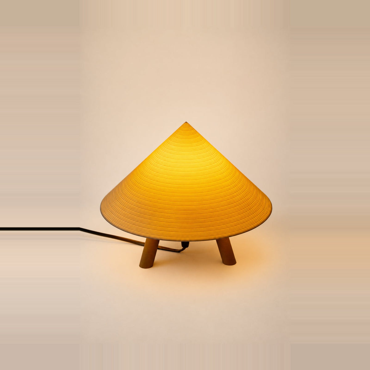 Lampa Cone — widok 3